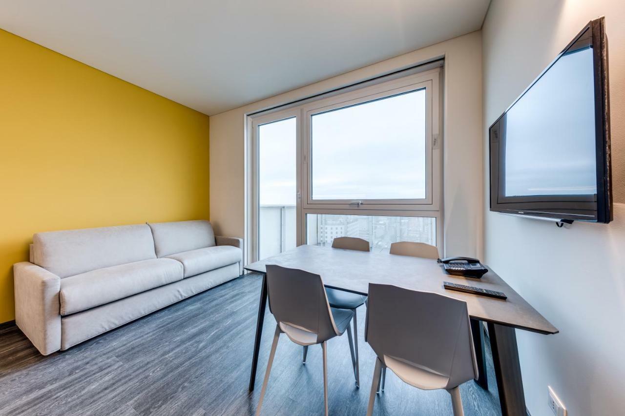 Sky Tower Suite Mestre Exterior photo